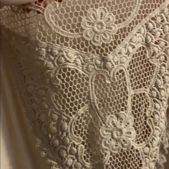 Boho lace top with fringe - Picture 4 of 4